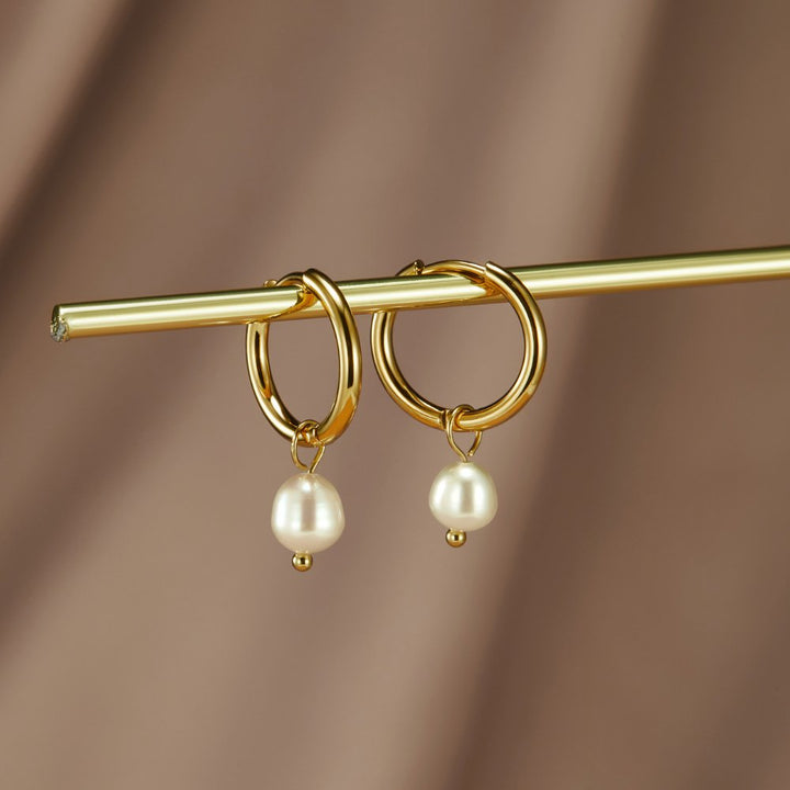 Esmeralda | Bella Freshwater Pearl Earrings