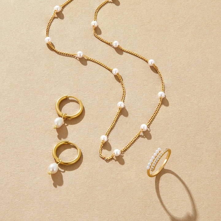 Esmeralda | Bella Freshwater Pearl Earrings