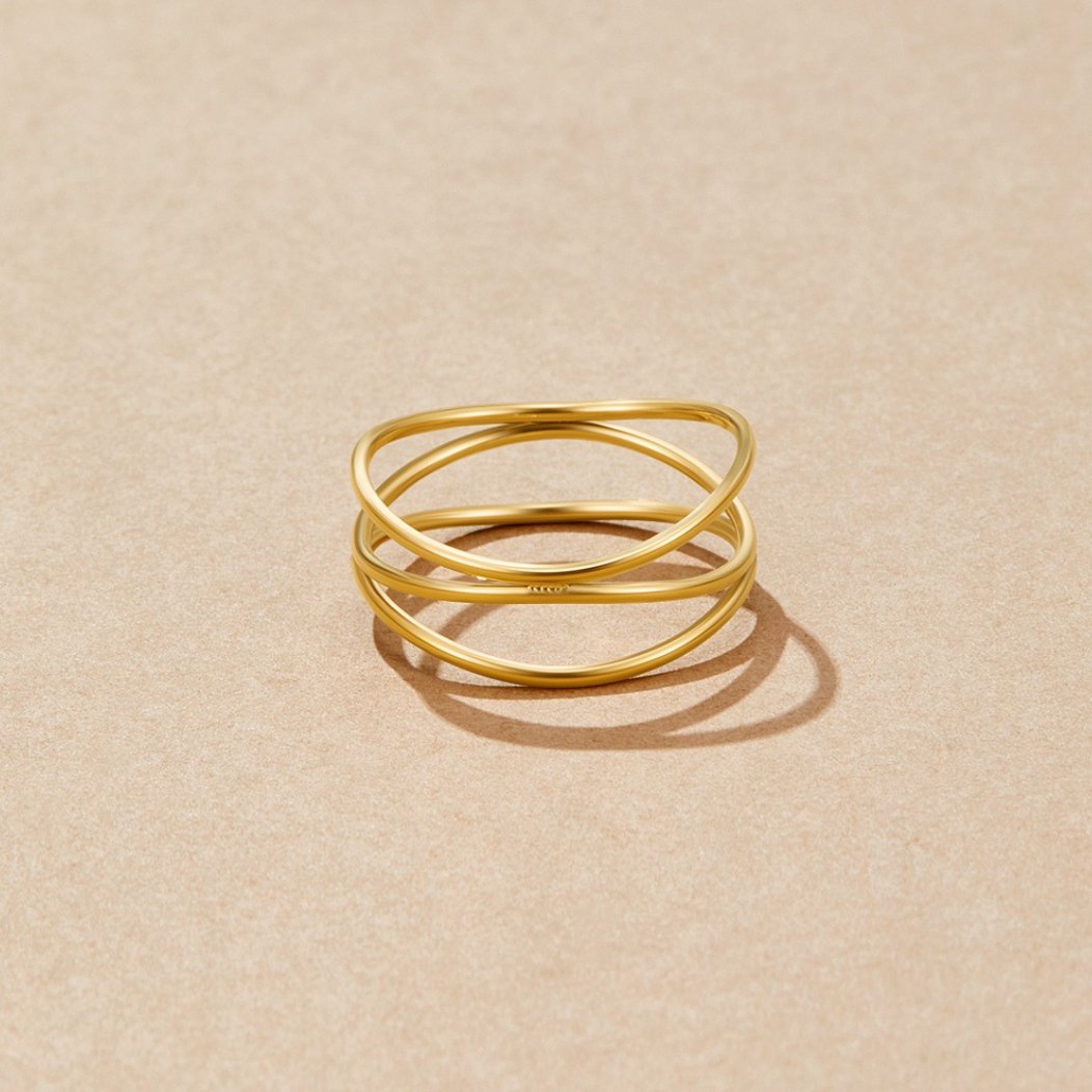Emory | Gold Infinity Loop Ring