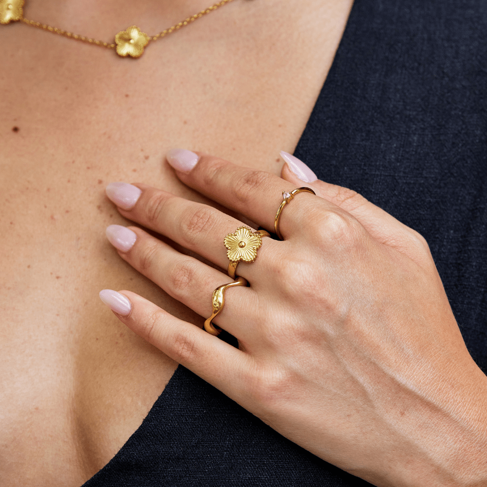 Aurora | Golden Clover Ring