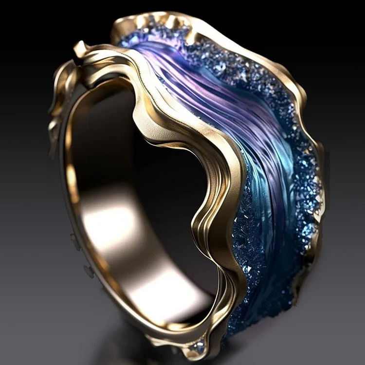 Delilah | Classic Golden Wave Ring