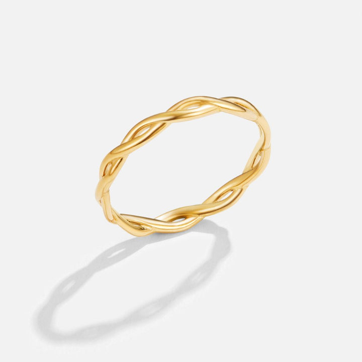 Adelina | Infinity 18K Gold Twist Ring