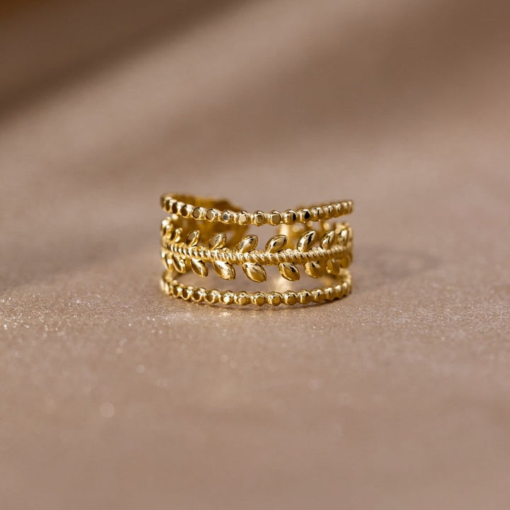 Ariyah | Marissa Layered Gold Leaf Ring