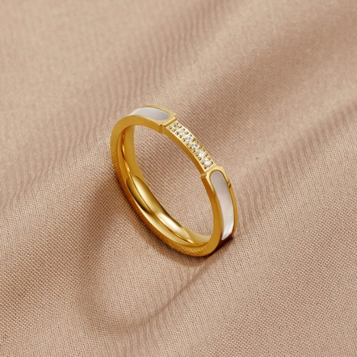 Nayeli | Unity - Pearl & Crystal Ring