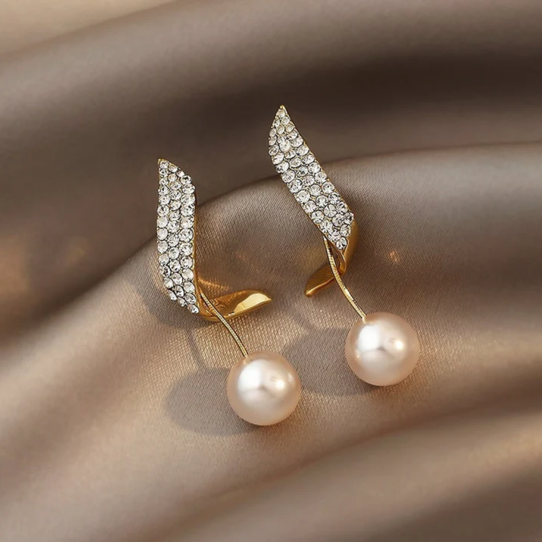 Macy | Pearl Earrings in Gold