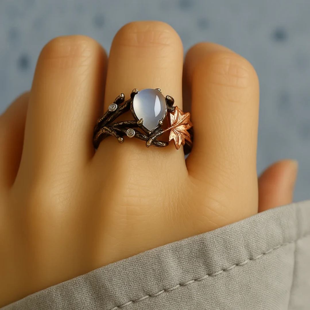 Murphy | Nature Moonstone Ring