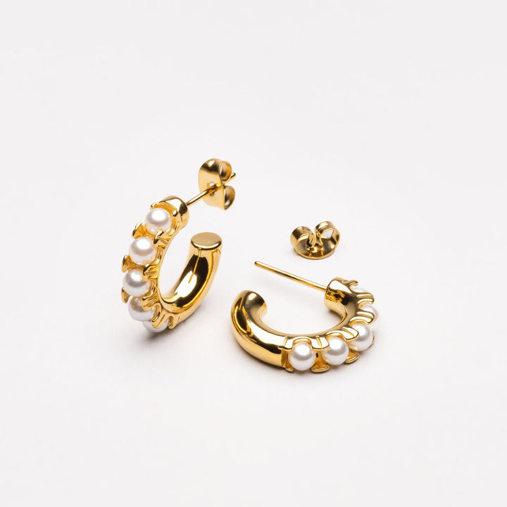 Alexis | Mini Pearl Huggies Earrings