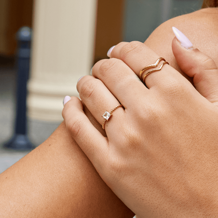 Sofia | Crystal Twisted Ring