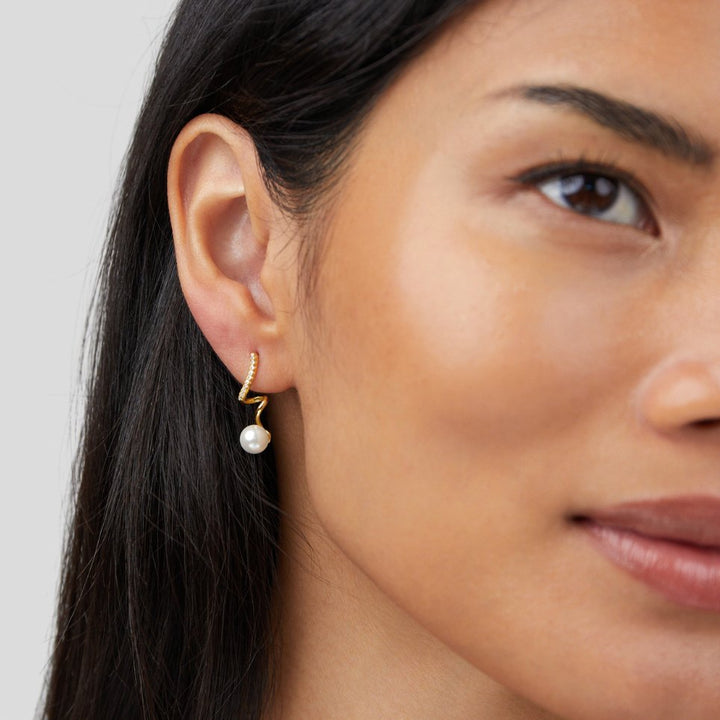 Tamsin | Tam Pearl Wave Earrings