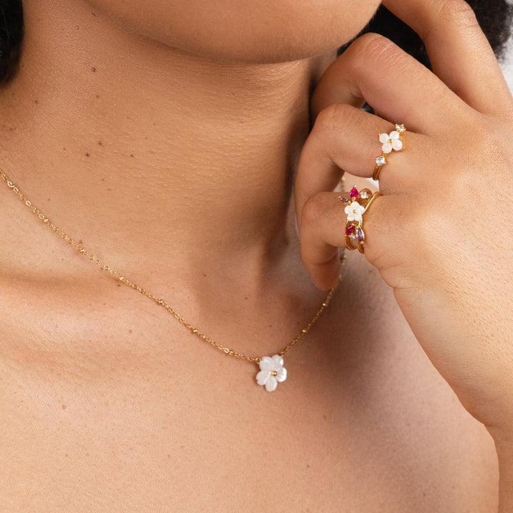 Michelle | Greatness Blossom Flower Necklace