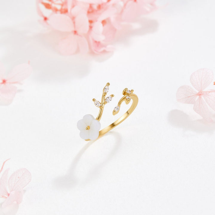 Brooke | Rise - White Blossom Ring