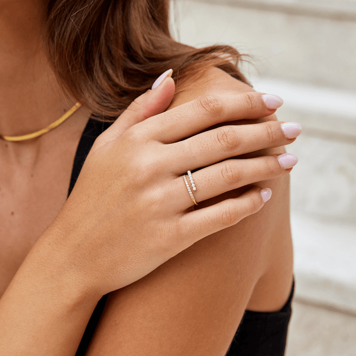Vanessa | “Wrap Me” Pearl & Crystal Ring